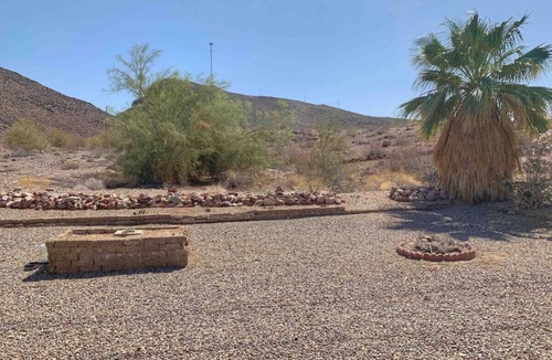 Lake Havasu City House | Havasu Coral Reef - Desert Backdrop, Trail Access, Pets, Fire pit