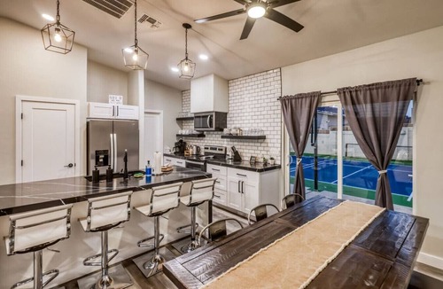 Lake Havasu City House | Havasu Paradise Resort
