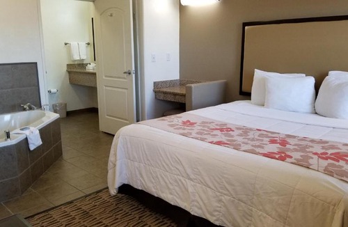 Victorville Hotel | Hawthorn Suites