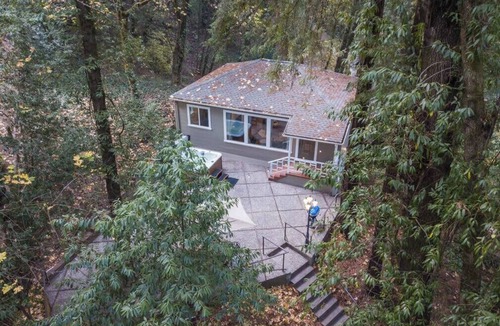 Hacienda House | Hazels Hideaway: Hot Tub | Redwoods | Bonus Room!