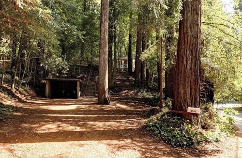 Hacienda House | Hazels Hideaway: Hot Tub | Redwoods | Bonus Room!