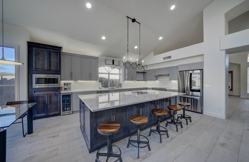 Camelot Ridge House | Heated Pool Hot Tub, Hiking Near Trailheads Golf, Full Remodel, 5 Beds 3 Baths