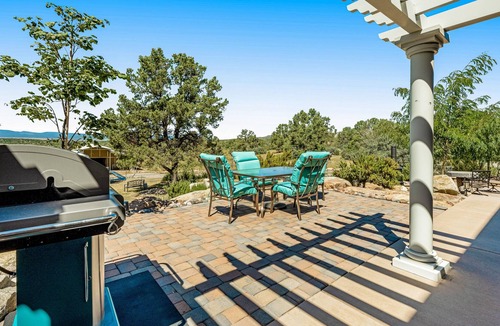 Williamson Apartment | High Country guest home with patio, grill, & WiFi - near horse & hiking trails
