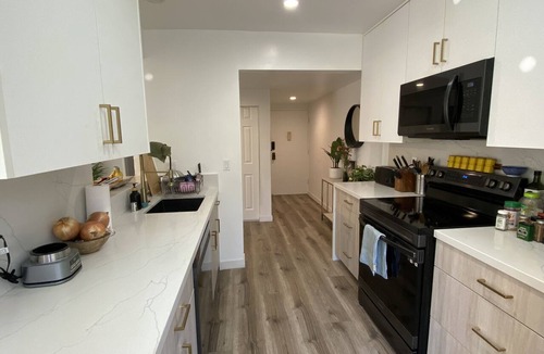 Fox Hills Condo | High-end remodeled 2-bed/2 bath condo with pool