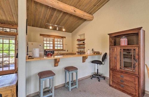 Forest Trails Apartment | Hike & Relax: Prescott Studio w/Thumb Butte Views