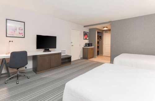 Reno/Tahoe Airport Hotel | Hilton Garden Inn Reno