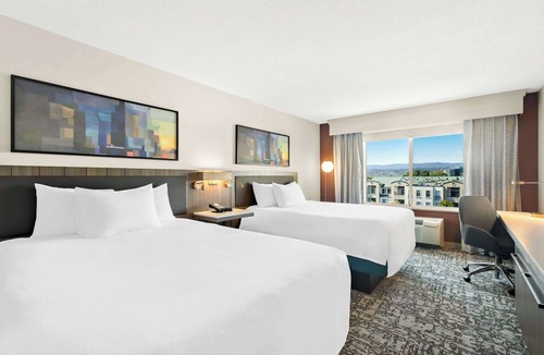 East San Mateo Hotel | Hilton Garden Inn San Mateo