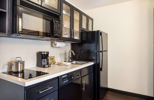 Santa Ana Hotel | Historic Home in the Heart of Santa Ana! 3 Spacious Units, Pets Allowed, Kitchen