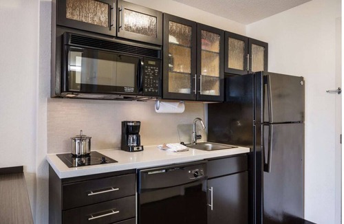 Santa Ana Hotel | Historic Home in the Heart of Santa Ana! 3 Spacious Units, Pets Allowed, Kitchen