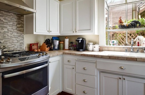 Nevada City Cottage | Historic Victorian cottage