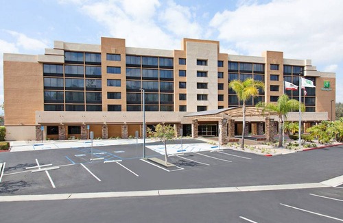 Valle Lindo Hotel | Holiday Inn Diamond Bar - Pomona, an IHG Hotel