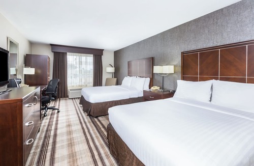 Midway-Pacific Highway Hotel | Holiday Inn Express San Diego - SeaWorld Area by IHG