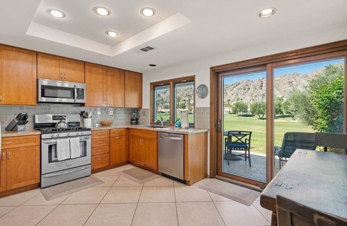 La Quinta Condo | Holidays! Coachella! Pet! PGA W Horse House: Comm Pools/Spas 3BD-#111251
