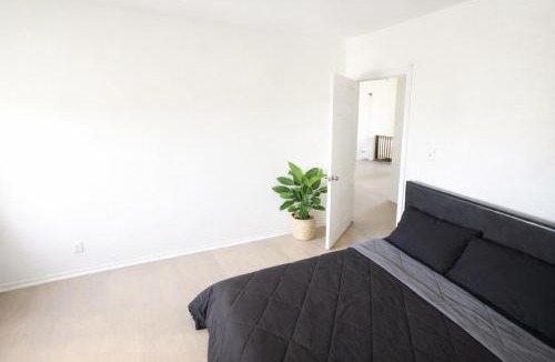 Little Armenia Hostel | Hollywood Comfort Vibe LA