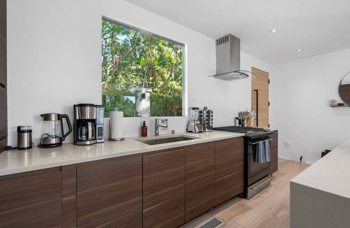 Hollywood Hills West House | Hollywood Hills 3BR | Views & Hot Tub | C&C