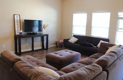 Visalia House | Home away from home