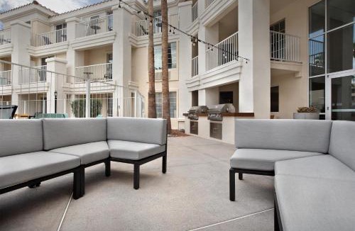 South Scottsdale Resort | Home2 Suites by Hilton Scottsdale Old Town