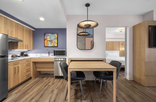 Naval Training Center Hotel | Homewood Suites by Hilton San Diego Airport/Liberty Station