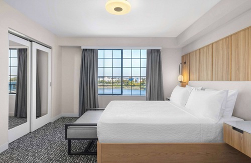 Naval Training Center Hotel | Homewood Suites by Hilton San Diego Airport/Liberty Station