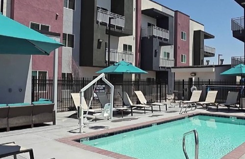 Reno Apartment | Horizon Luxury 1BR Retreat Pool Hot Tub WiFi