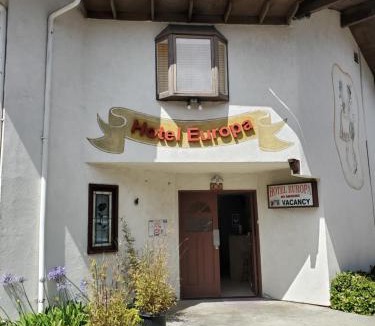 Huntington Beach Hotel | Hotel Europa