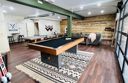 Summit Estates House | House ∙ 7 bedrooms ∙ 16 guests