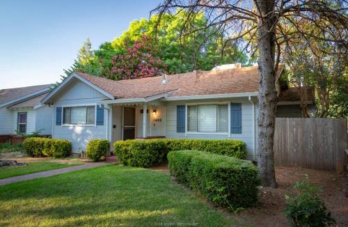 Chico House | House in the Avenues Close to Downtown