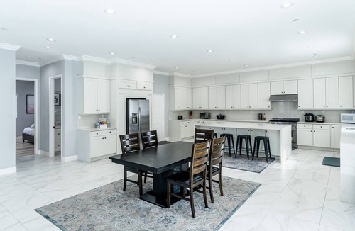 Midway City House | Huge Family Home Near Disneyland & SoCal Beaches