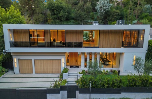 Beverly Hills House | Hutton Modern - Architectural Masterpiece 5BD/8BA Private & Gated Oasis