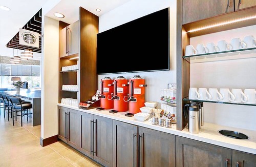 Raisin Hotel | Hyatt Place Fresno