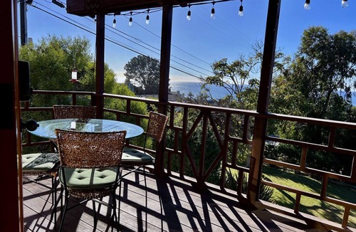 Del Mar Heights Apartment | In Search of Tiki - A huge studio with a smashing ocean view - Private & Cozy!