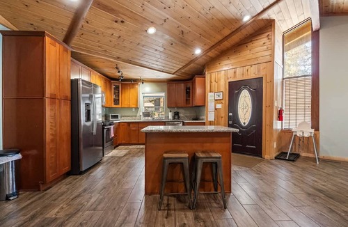 Summit Estates House | Indoor Pool Game Rm Pickleball Spa BBQ Petok