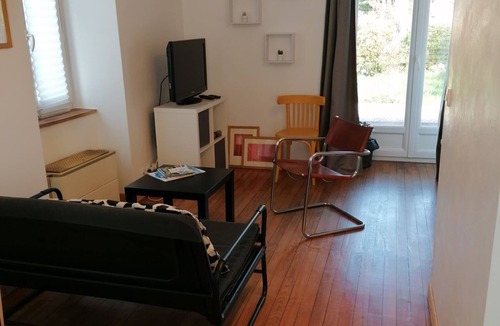 Cornier Apartment | Joli Studio 33m2. Proche Chamonix, Annecy et Genève