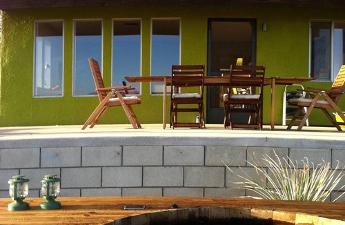 Yucca Valley House | Joshua Tree Green House With Outdoor Hot Tub