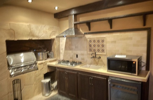 Los Gatos Apartment | Junior suite - 30 minutes from beach