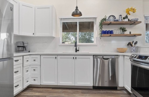 Southwest Village House | Just Listed! Modern Classy 4 Bdrm Heart of OldTown