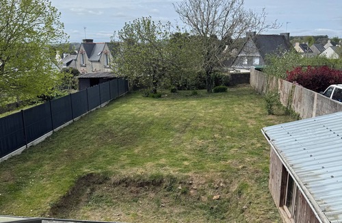 Bannalec House | Just minutes from everything! Family townhouse close to all amenities