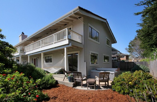 Opal Cliffs House | Just One House to the Beach,Spa,Views,Kid&Pet OK,4 Kings or 1 King+8Twins+3Sleep