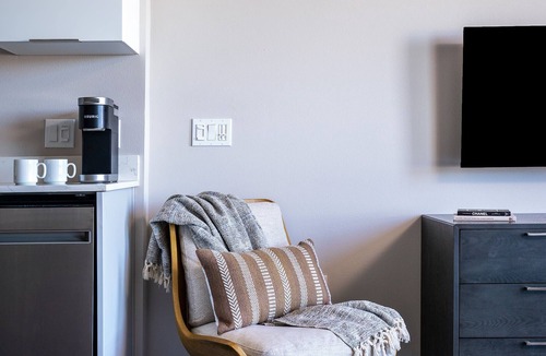 Reno/Tahoe Airport Apartment | Kasa | Classic Studio + Near RED District | Reno