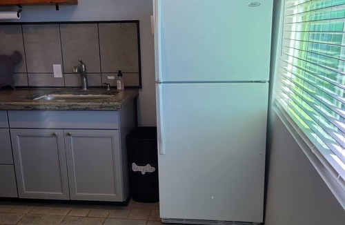 Prescott House | King bed 3 miles to downtown
