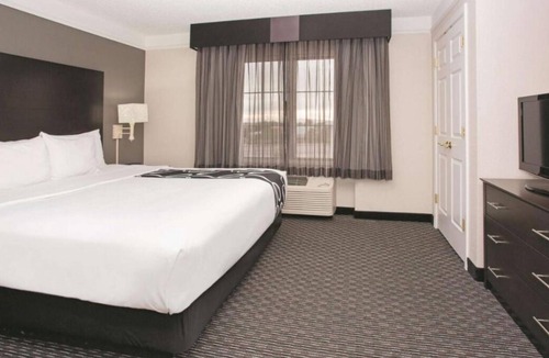Superstition Springs Hotel | King Bed, Non- Smoking at La Quinta Inn by Wyndham Mesa Superstition Springs