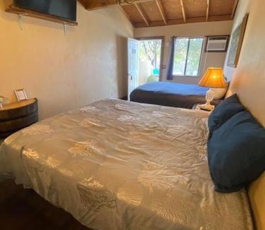 Squaw Valley Apartment | Kings Canyon Sherman Suite