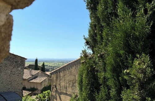 Chateauneuf-du-Pape House | L'Orée du Castel - Gîte at the foot of the castle