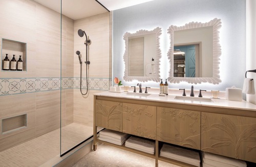 Westside Santa Cruz Hotel | La Bahia Hotel and Spa