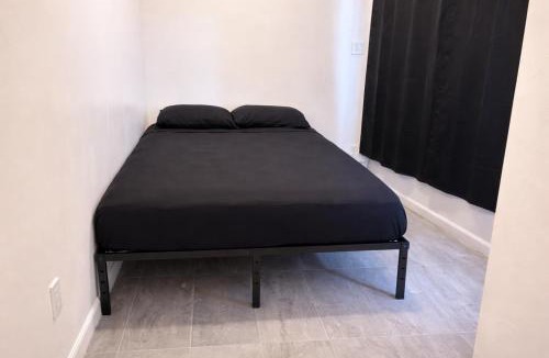 Pico - Robertson Hostel | La Cienega Soul