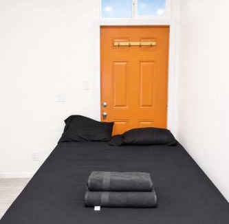 Pico - Robertson Hostel | La Cienega Soul