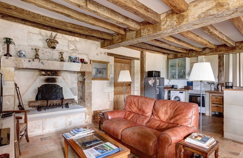 Cravant-les-Coteaux House | La Loge Fernand de Saint-Éxupéry – Near Chinon with Pool