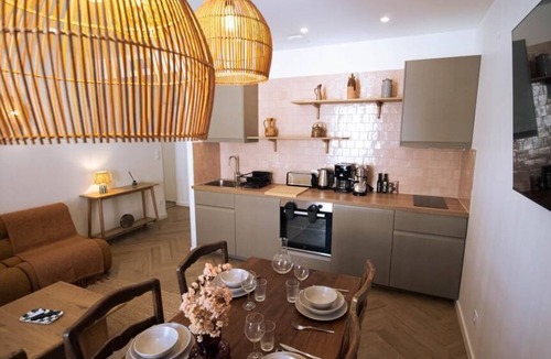 Tours City Centre Apartment | La Maison Momiji - Elegance and the Art of Living