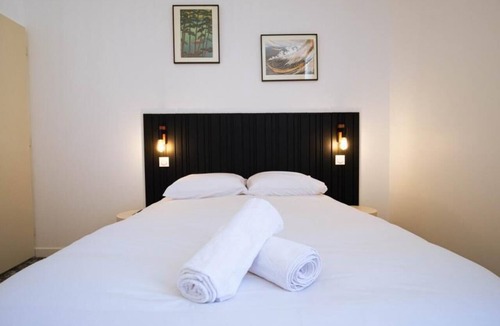 Tours City Centre Apartment | La Maison Momiji - Elegance and the Art of Living