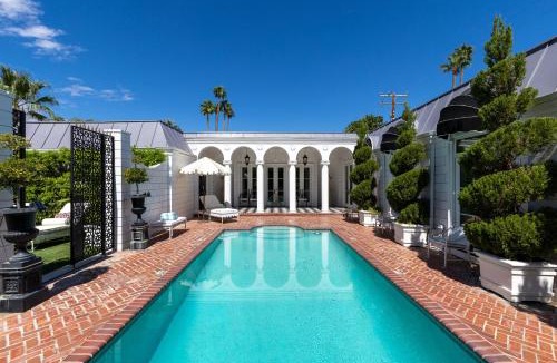 Deep Well Ranch House | La Petite Maison